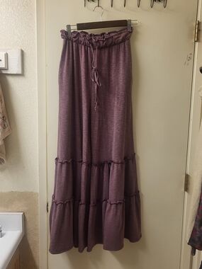 The Nest Milla Ruffled Wide Leg Pants - Burgundy